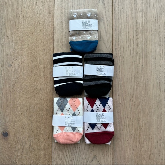 🆕 Set of 5 Women’s Crew Socks - Picture 2 of 3